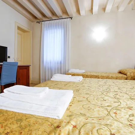 Relais Selvatico 酒店 容卡德