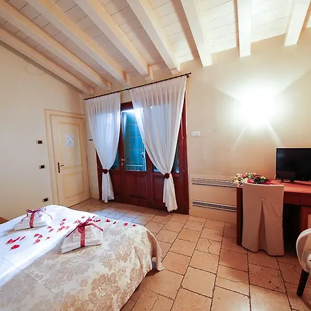 Relais Selvatico 3* 容卡德