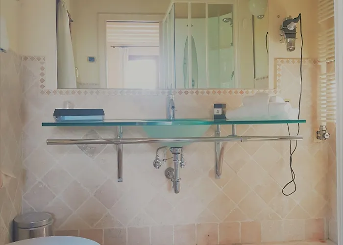 Relais Selvatico 3* רונקאדה